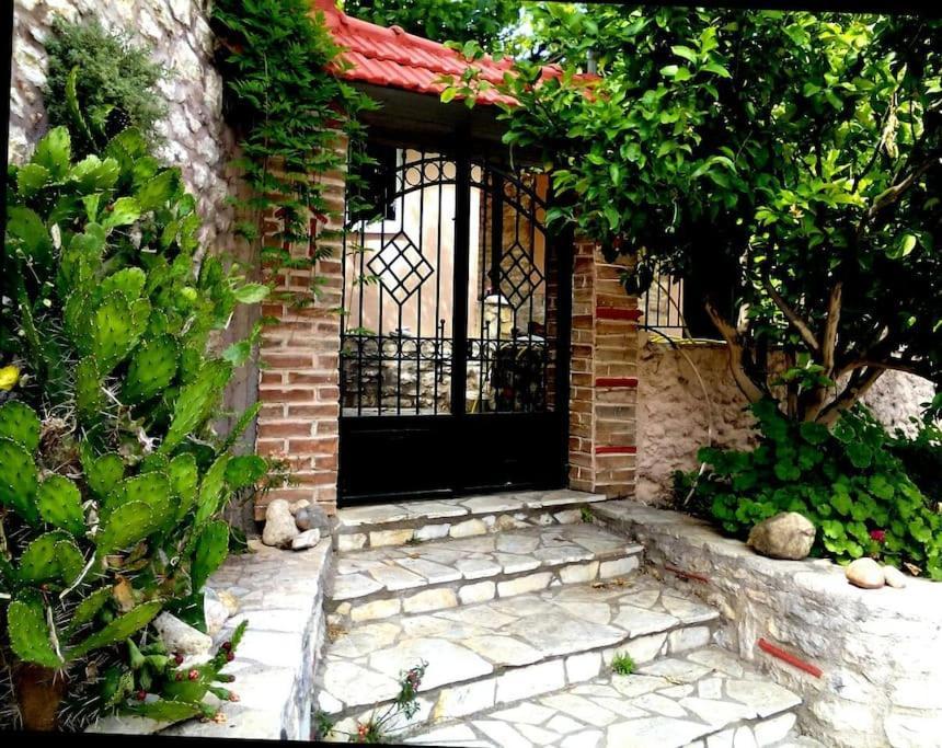 Panorea'S Stone House Sidirokastro (Trifylia) Exterior foto